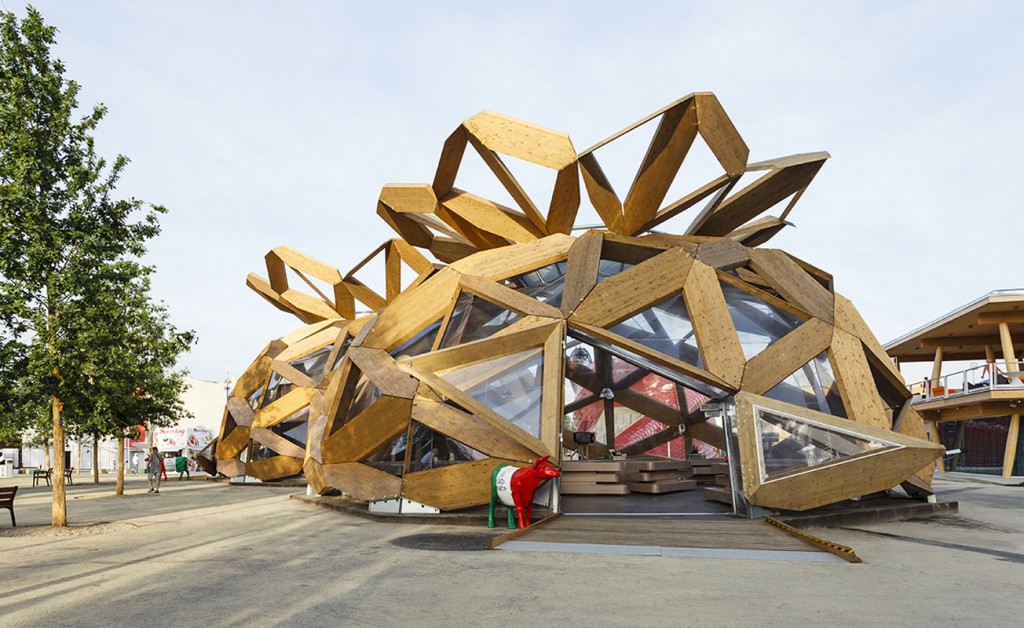 La doppia cupola del padiglione Copagri a Expo 2015