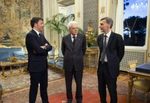 Da sinistra: Matteo Renzi, Sergio Mattarella, Graziano Delrio