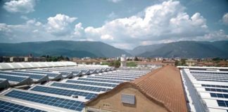 Lo stabilimento Baxi, con l'impianto dei pannelli fotovoltaici