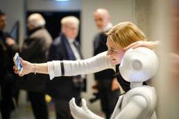 Salfie con robot