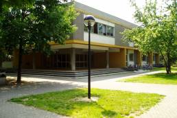 Scuola media a Cavenago Brianza (Monza Brianza)