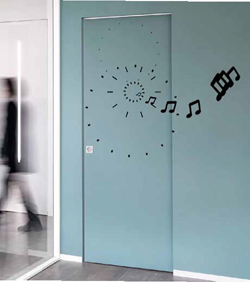 Il controtelaio Eclisse Syntesis Line per porte scorrevoli, con abbattimento acustico fino a 34 dB