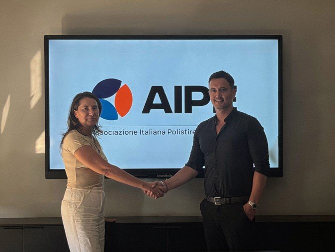 Flavia Ferri, direttrice operativa Aipe, con Giuseppe Rinaldi, presidente Aipe
